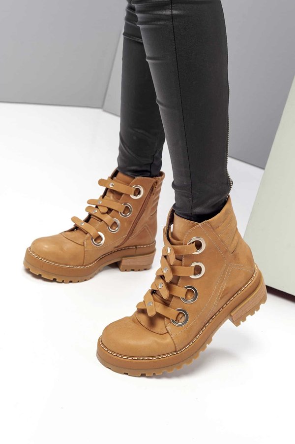 Quels vêtements combiner avec des collants polaire ?