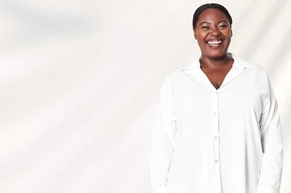 Quelle matière choisir pour un chemisier pour femme confortable en été ?